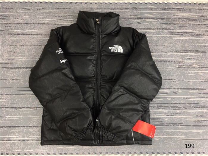 The North Face Men's Outwear 342